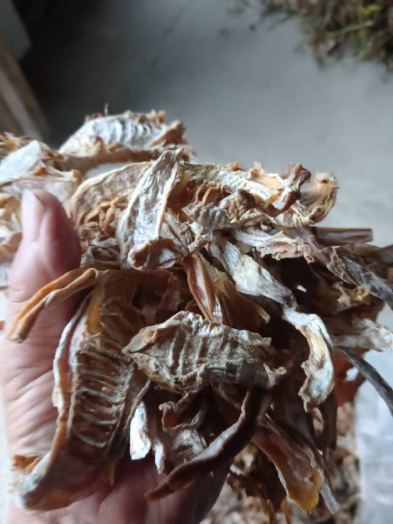 精选优质笋干，天然晾晒，口感鲜美，健康美味，家庭必备好食材！