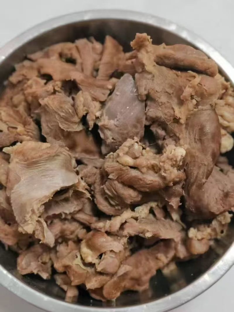 小块熟羊肉
