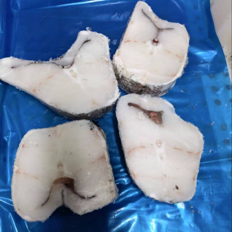 水鳕片肉质细嫩，社区团购，超市促销优选欢迎随时订购