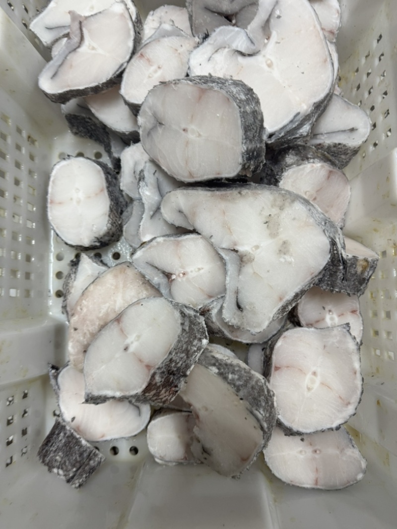 水鳕片肉质细嫩，社区团购，超市促销优选欢迎随时订购