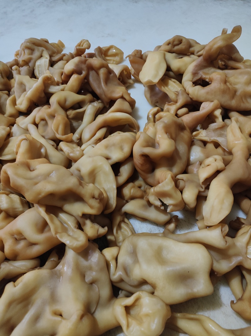 厂家批发酱色羊脸皮对接饭店批发商地摊贩按需真空包装