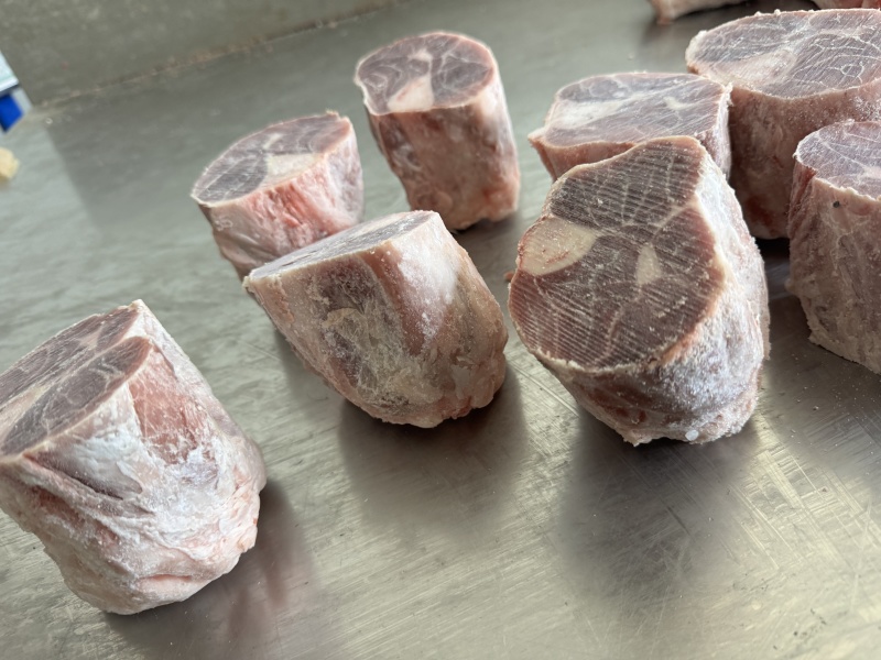 去皮小肘子一件20斤箱带肉高
