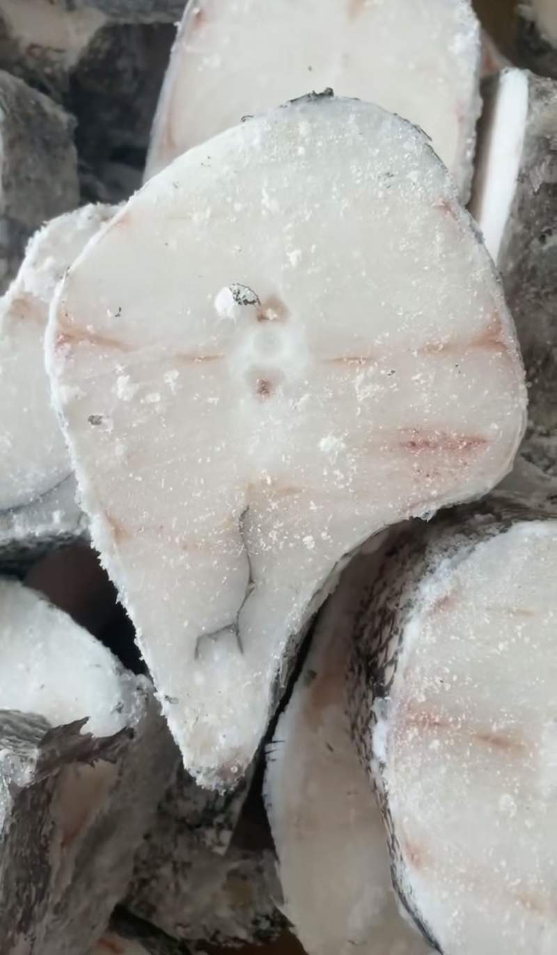 深海鳕鱼块肉嫩就一根主骨头雪鱼批发海鱼深海雪鱼鳕鱼片