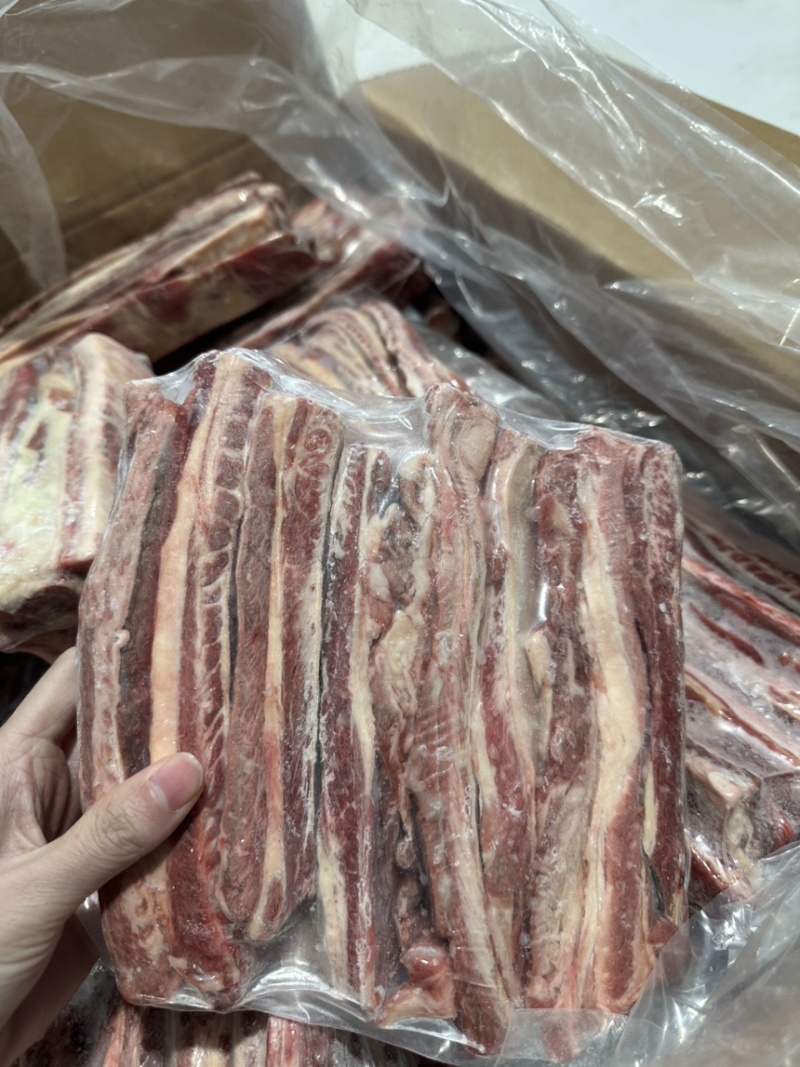 牛肋条，按照客户要求做，货源充足，全国发货，手续齐全