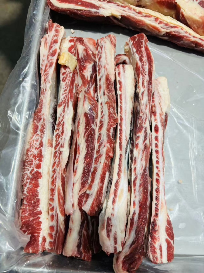 牛肋条，按照客户要求做，货源充足，全国发货，手续齐全