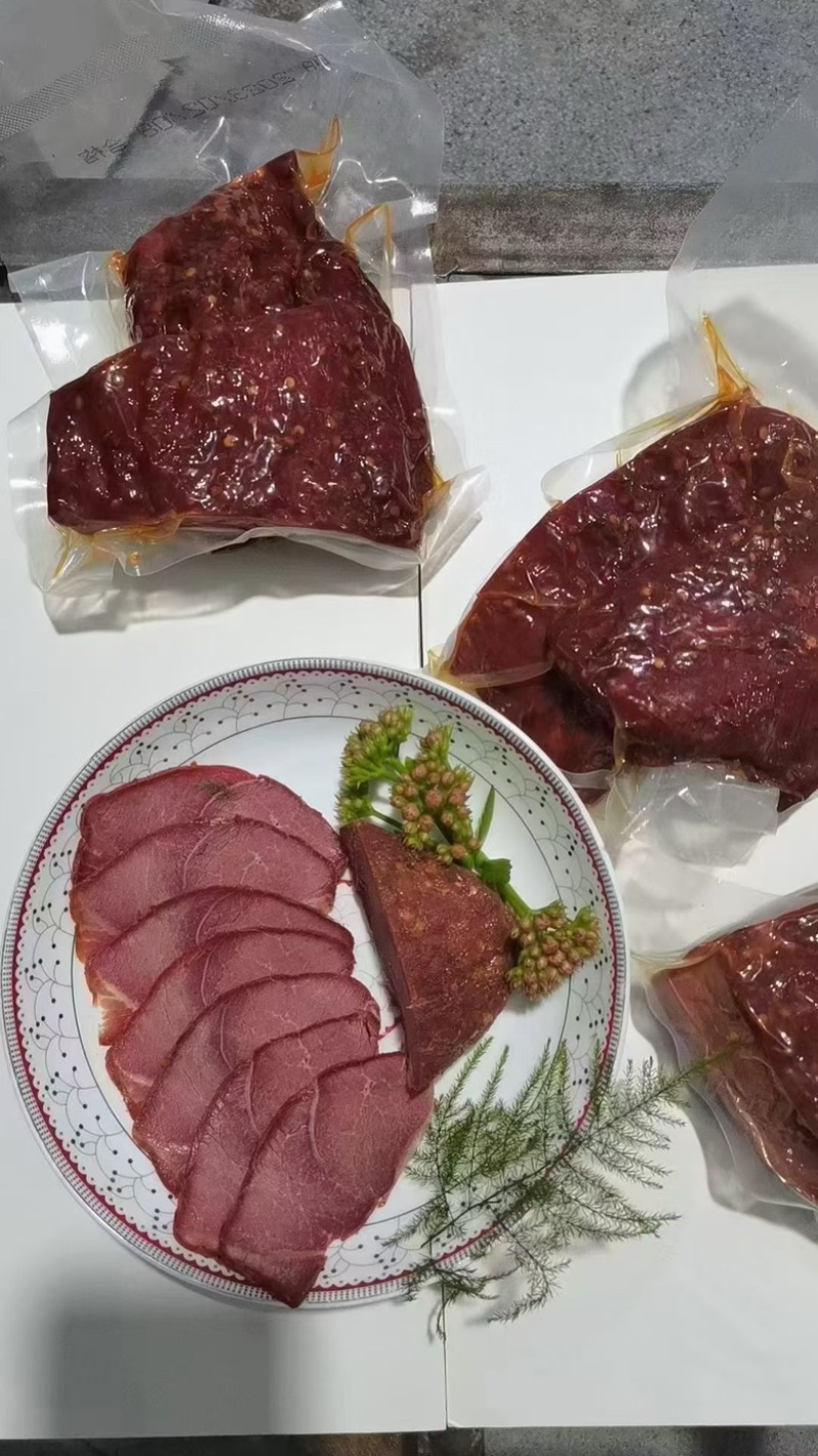 真空包装麻辣酱香肉五香酱香肉熟酱香肉展销会地摊