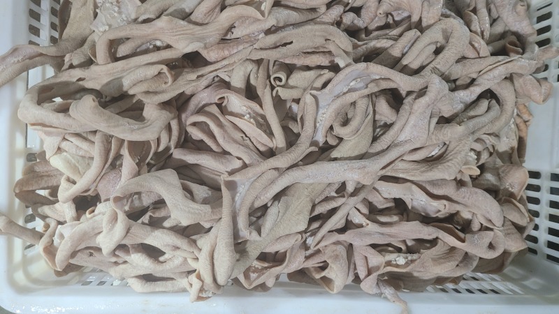 牛小肠，一手货源，屠宰场加工，纯干，过水便宜