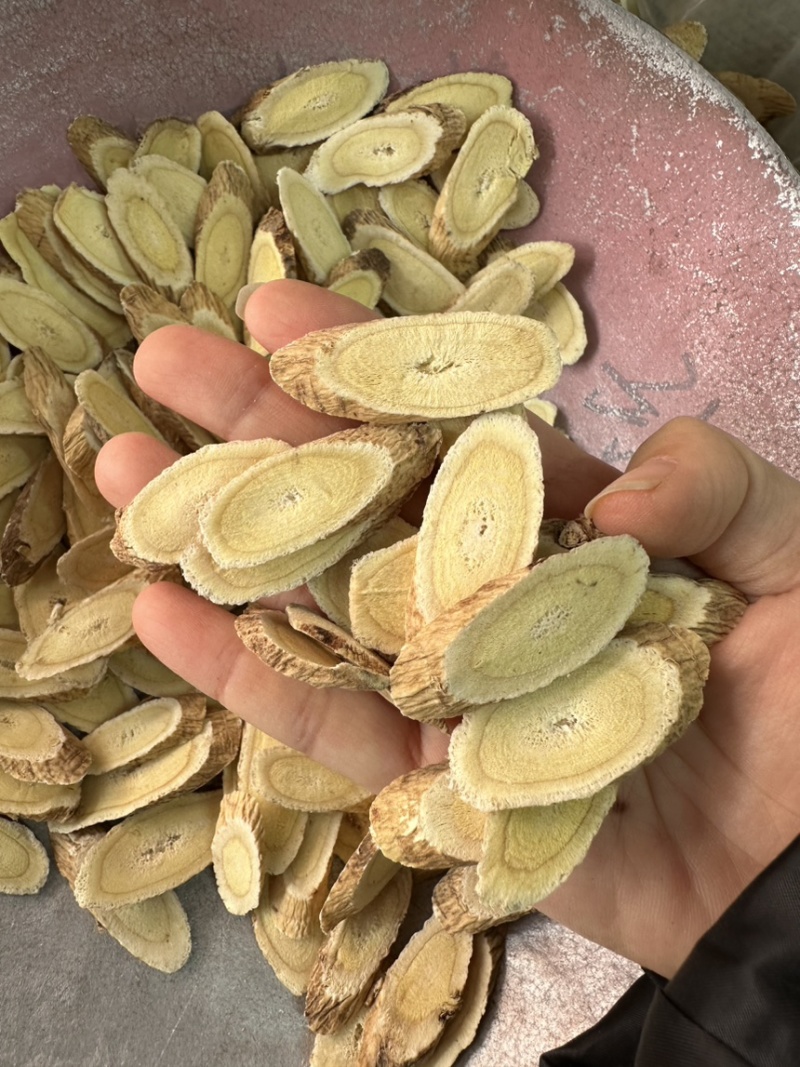 无硫黄芪规格齐全产地一手货源黄芪片豆香味浓