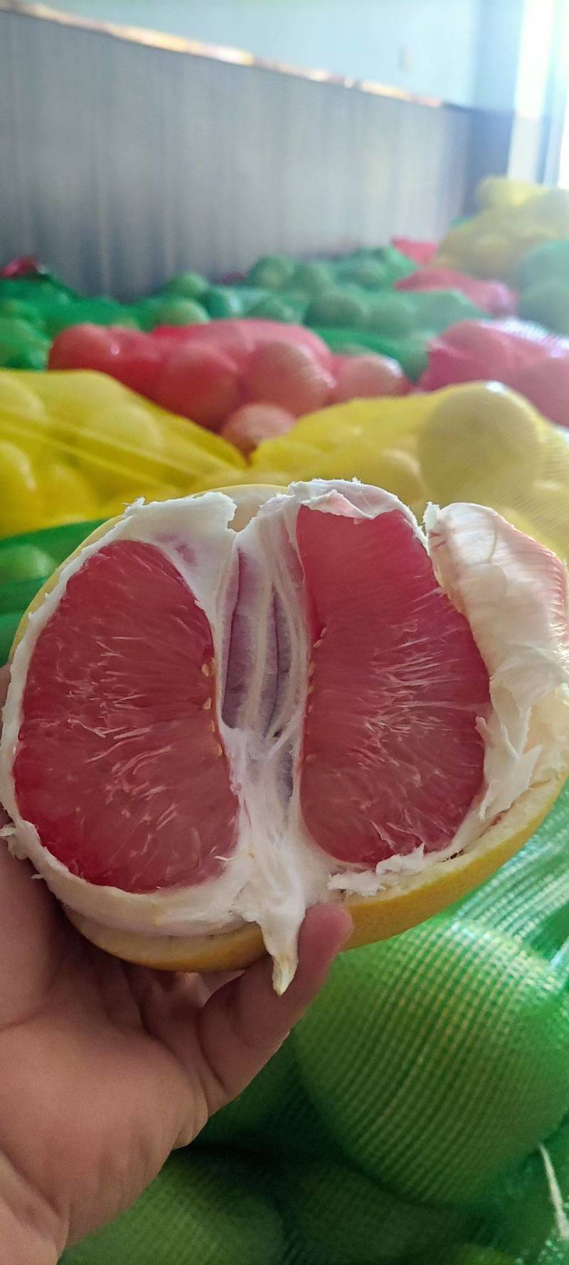 福建红心蜜柚两半以下，皮薄无干水