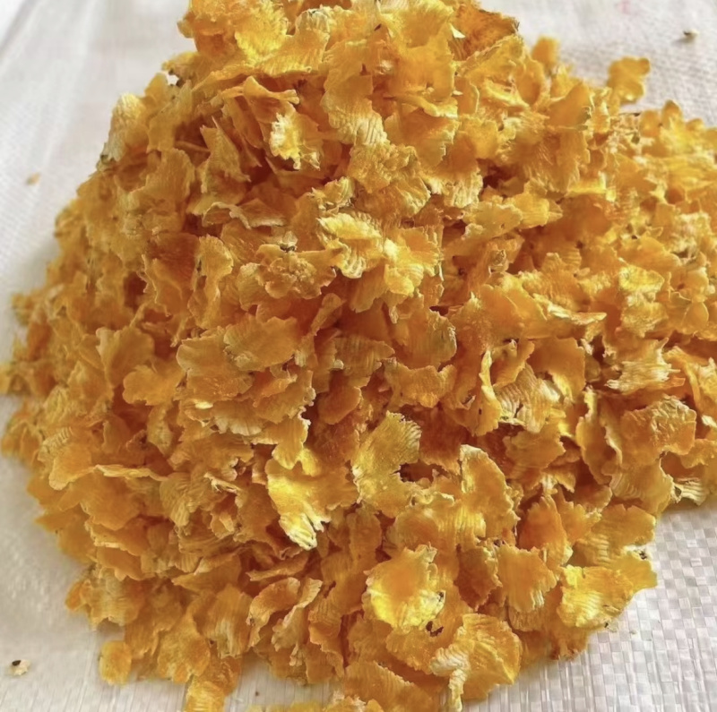 蒸汽压片玉米蒸汽玉米压片大量供应可视频看货饲料