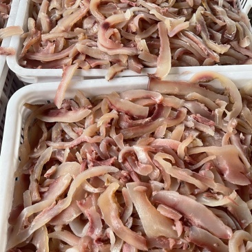 带肉牛头皮