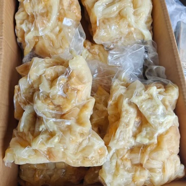 水发牛蹄筋，大块，无油，出成率高。价格低，质量好，可样品