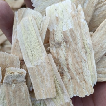 甘肃岷县精品黄芪手工片，原产地直发，价格优惠，全国包邮，