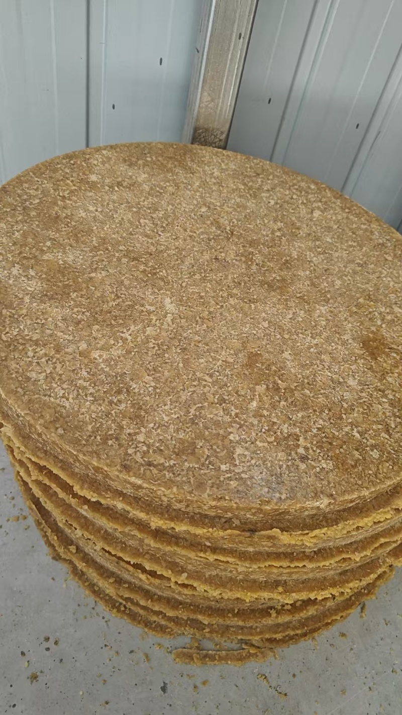 优质生豆饼豆饼大量供应可视频看货欢迎来电采购