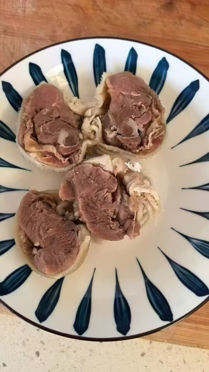 肚包肉