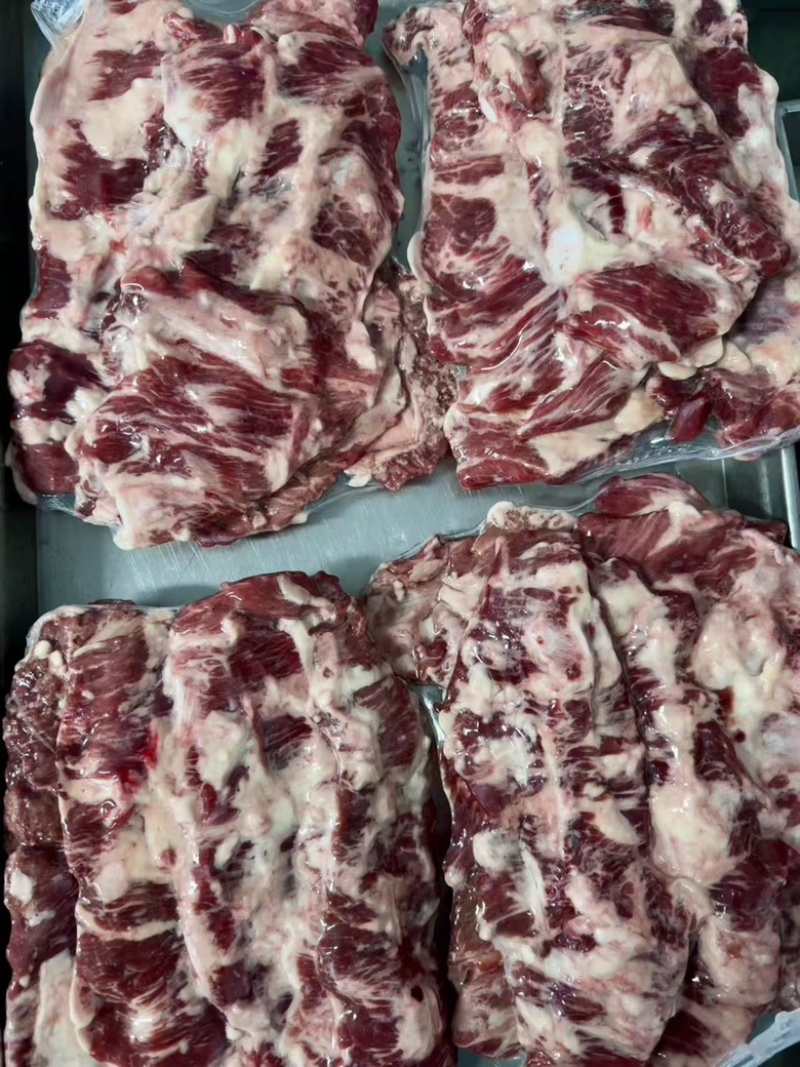 谷饲牛群肉