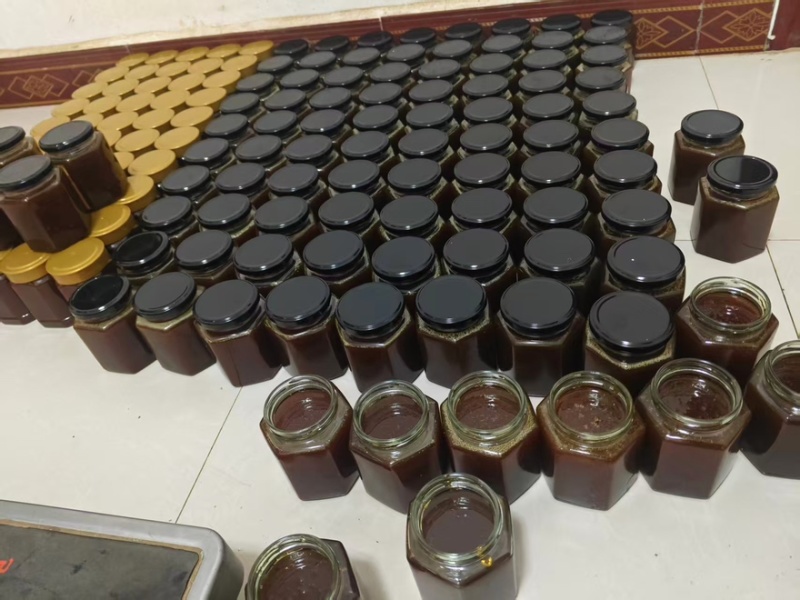 高山正宗土蜂蜜品质保证诚信经营价格美丽全国发货