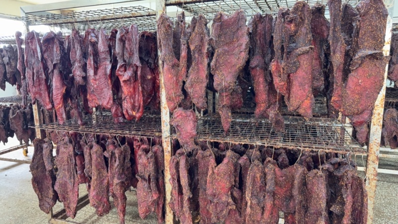 麻辣猪肉大块肉，五香猪大块肉，酱香肉，价格美丽欢迎咨询