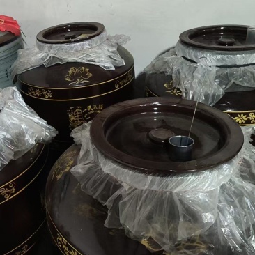 白酒纯粮酿造品质保证诚信经营量大价优欢迎来电