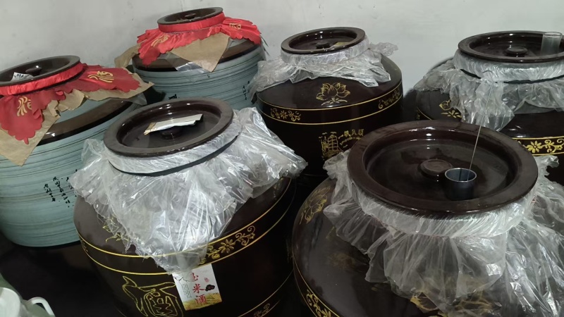 白酒纯粮酿造品质保证诚信经营量大价优欢迎来电
