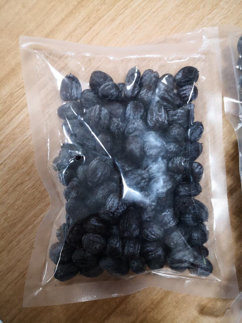 太行山无核黑枣价格优惠品质保证欢迎下单来电洽谈