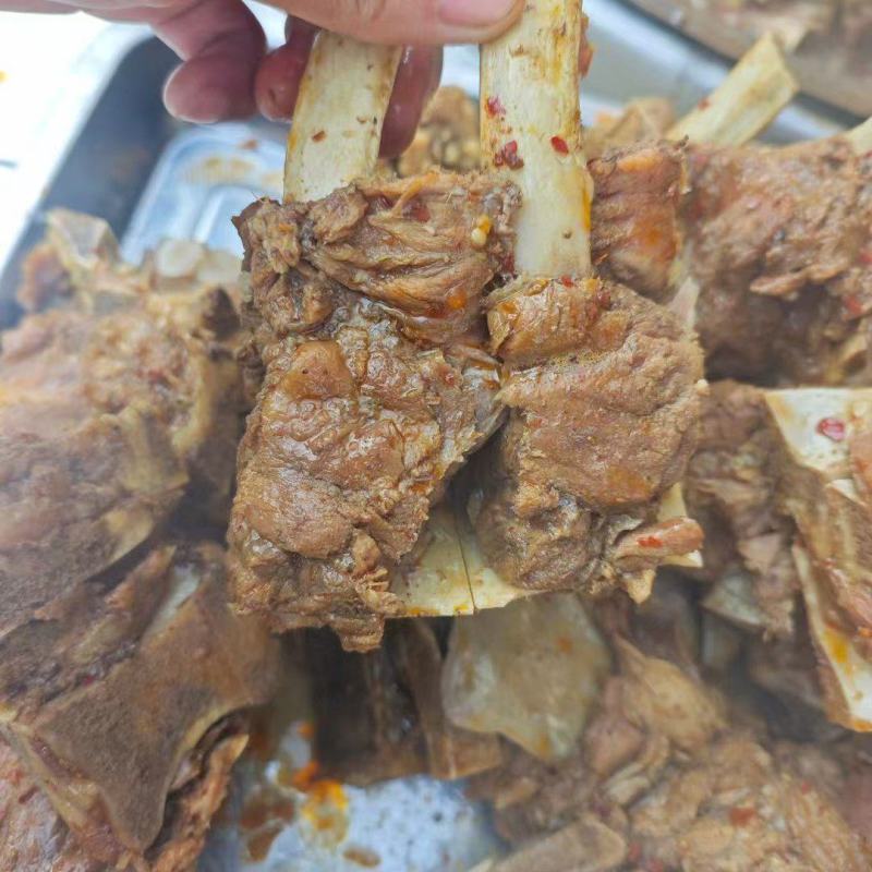满肉牛脊骨带肉超高
