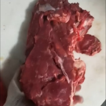 大块牛肉