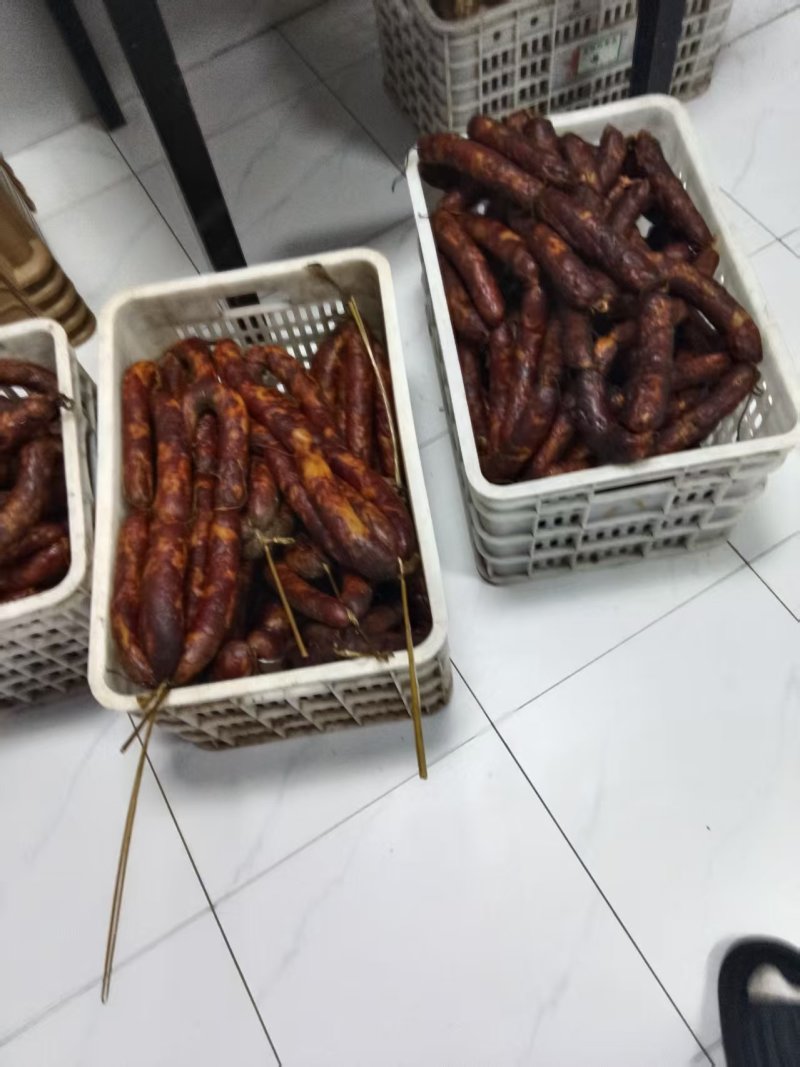 重庆土猪腊肠正宗农家自制烟熏香肠手工川味麻辣土熏肠纯手工