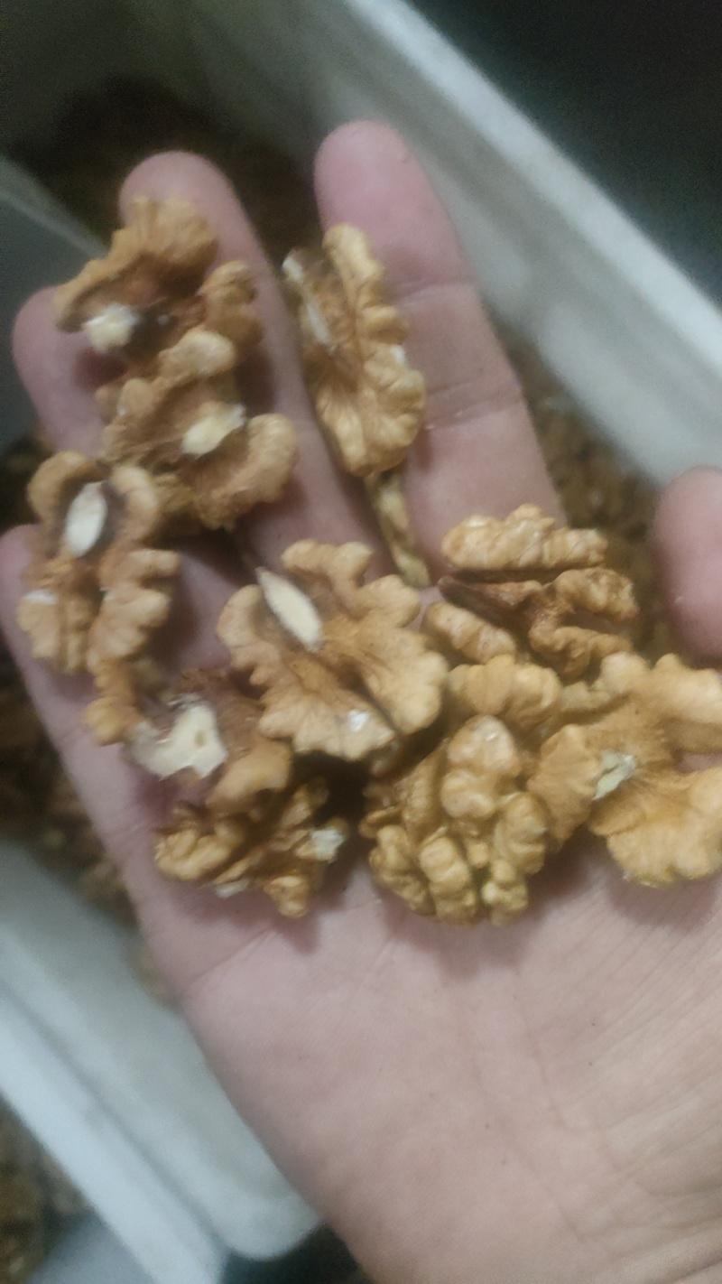 米四路，产地直供，自己加工，自己供应，货源充足，价格稳定