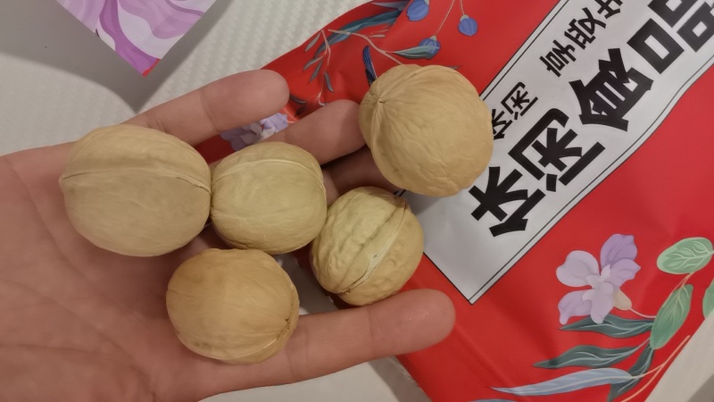 精品纸皮核桃新疆核桃一件代发批发