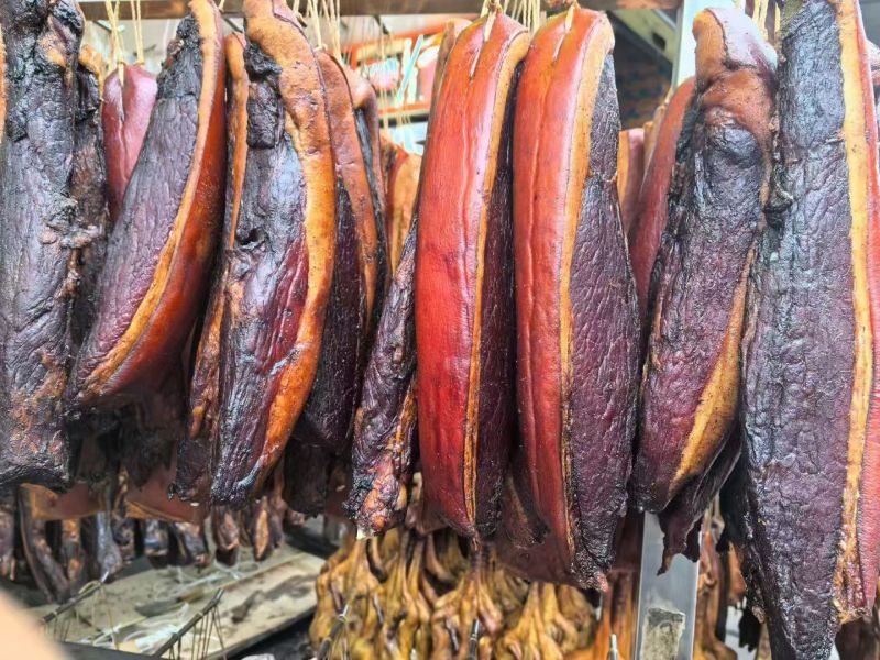 腊肉烟熏腊排五花腊肉二刀腊肉地摊赶集展销会厂家一手货源