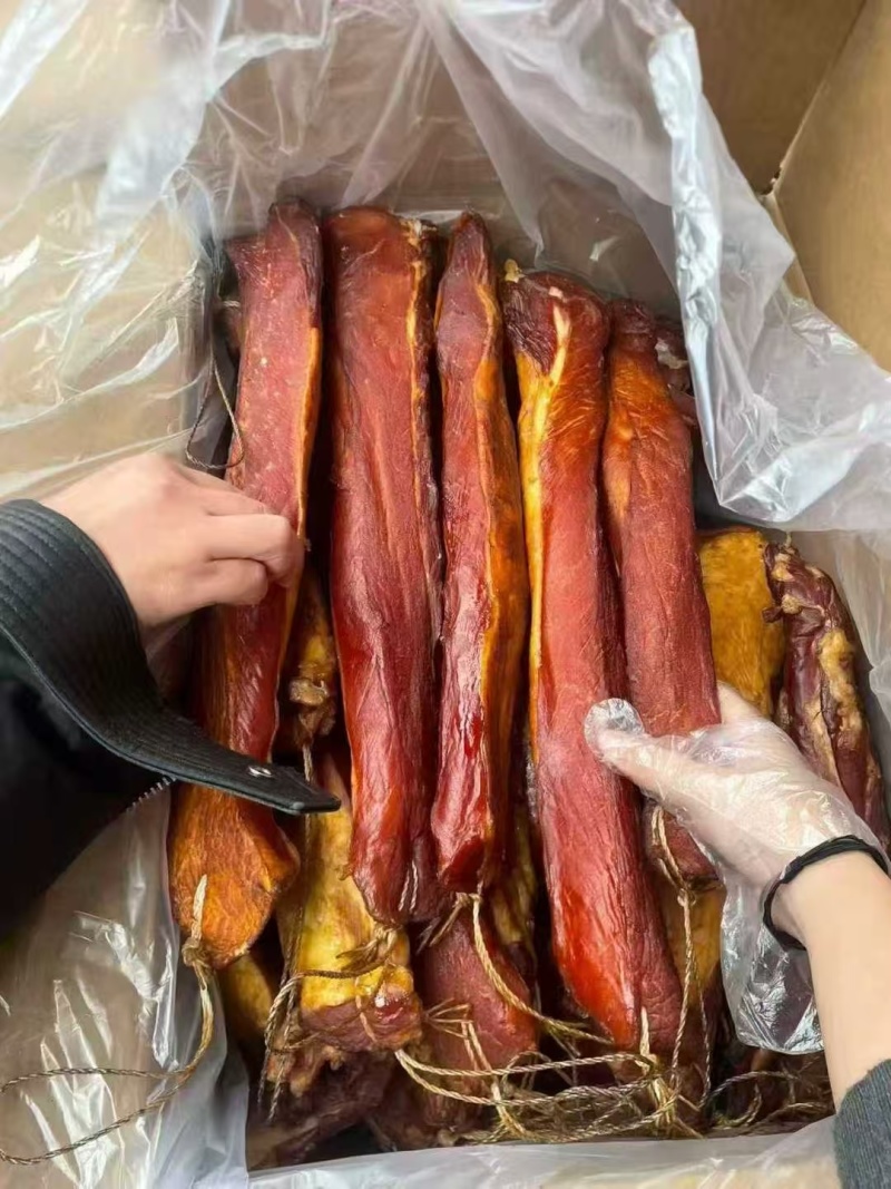 腊肉烟熏腊排五花腊肉二刀腊肉地摊赶集展销会厂家一手货源