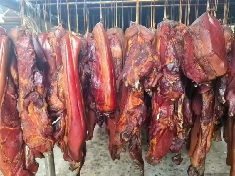 腊肉烟熏腊排五花腊肉二刀腊肉地摊赶集展销会厂家一手货源