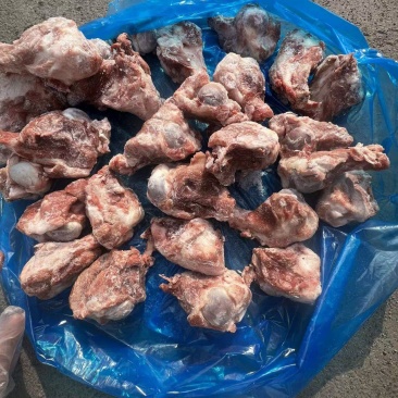 满肉前腿骨块一手货源工厂，一件起发的，全国直发