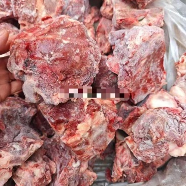 满肉牛脖骨