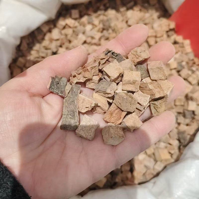 中药材何首乌各种规格，首无片，何首乌丁，各种规格量大从优