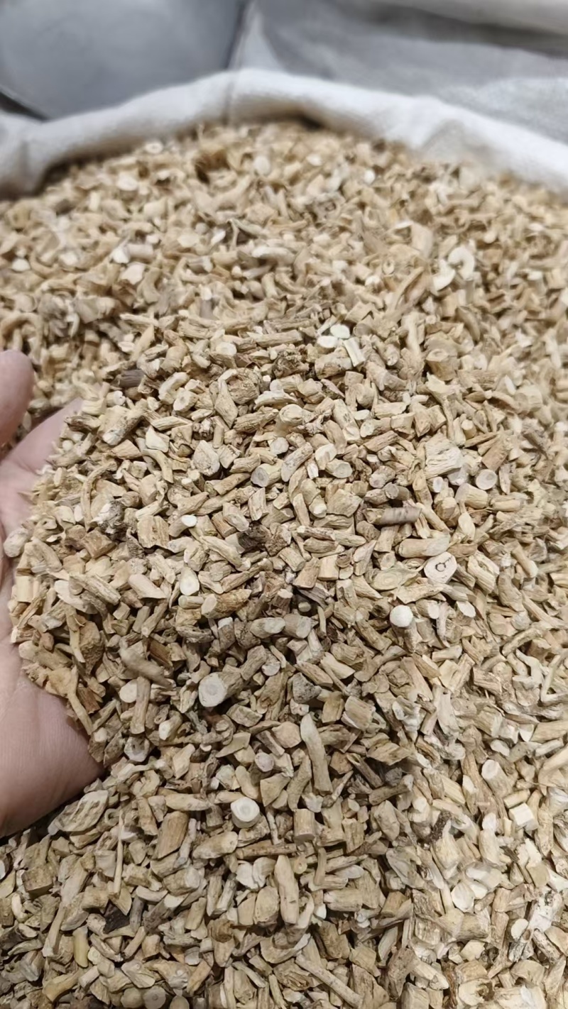 中药材白鲜皮各种各样的规格都有现货大货需要的老板可以下单