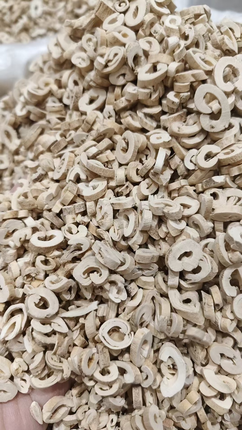 中药材白鲜皮各种各样的规格都有现货大货需要的老板可以下单