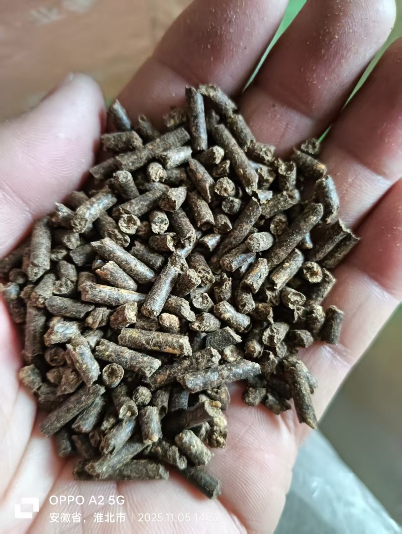 【优选】禽类饲料规格齐全鸡鸭牛羊可吃量大可谈