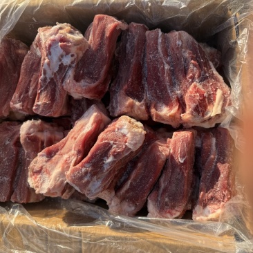 满肉猪s骨都有骨髓20斤27-30根左右，现货量大优