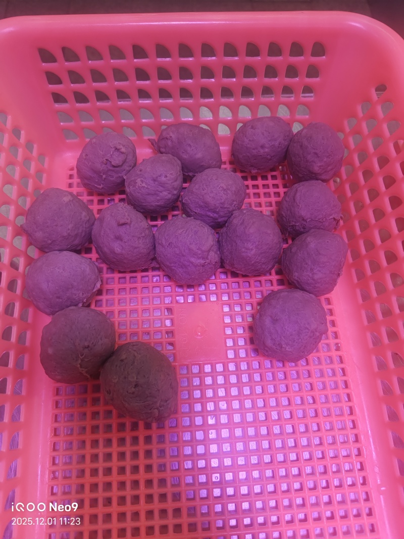 每天现做卖纯牛肉丸，保证新鲜，很q弹