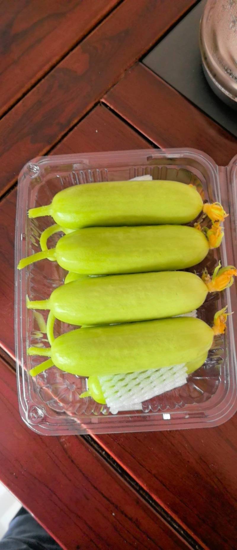 香小白水果黄瓜