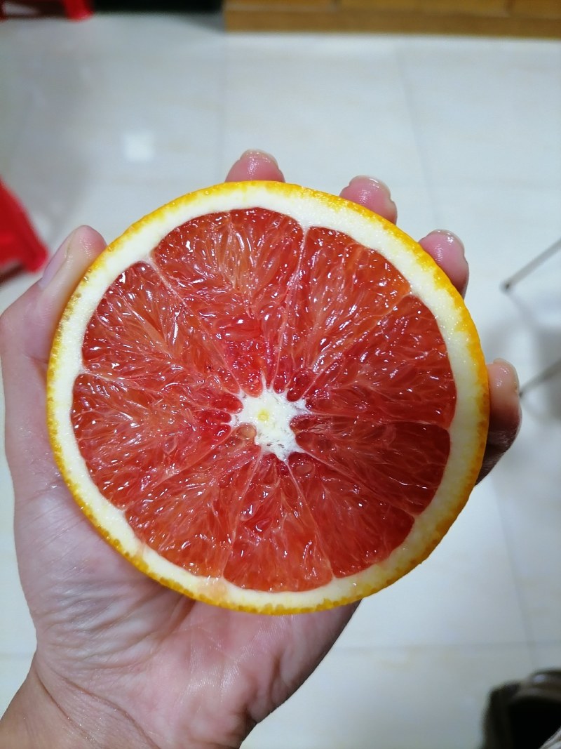 正宗高山上种植的赣南脐橙口感**，从小吃到大的赣南脐橙