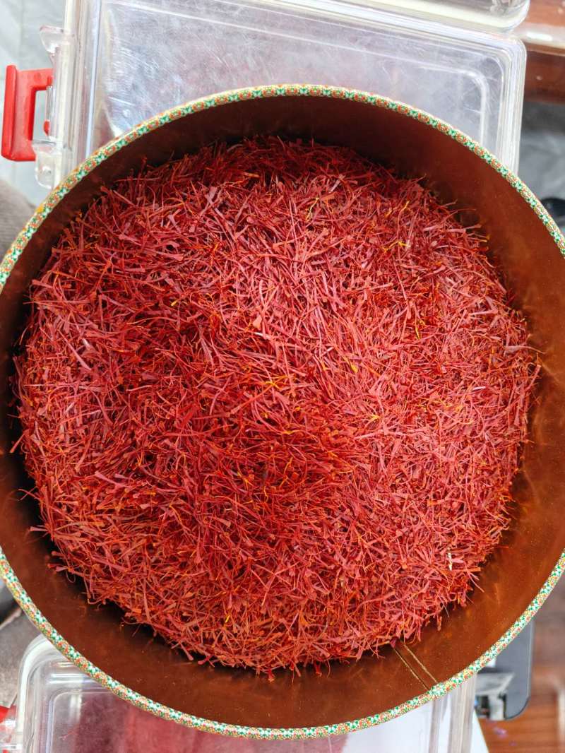 精品藏红花（产地伊朗）货量充足量大优惠欢迎老板来电订购
