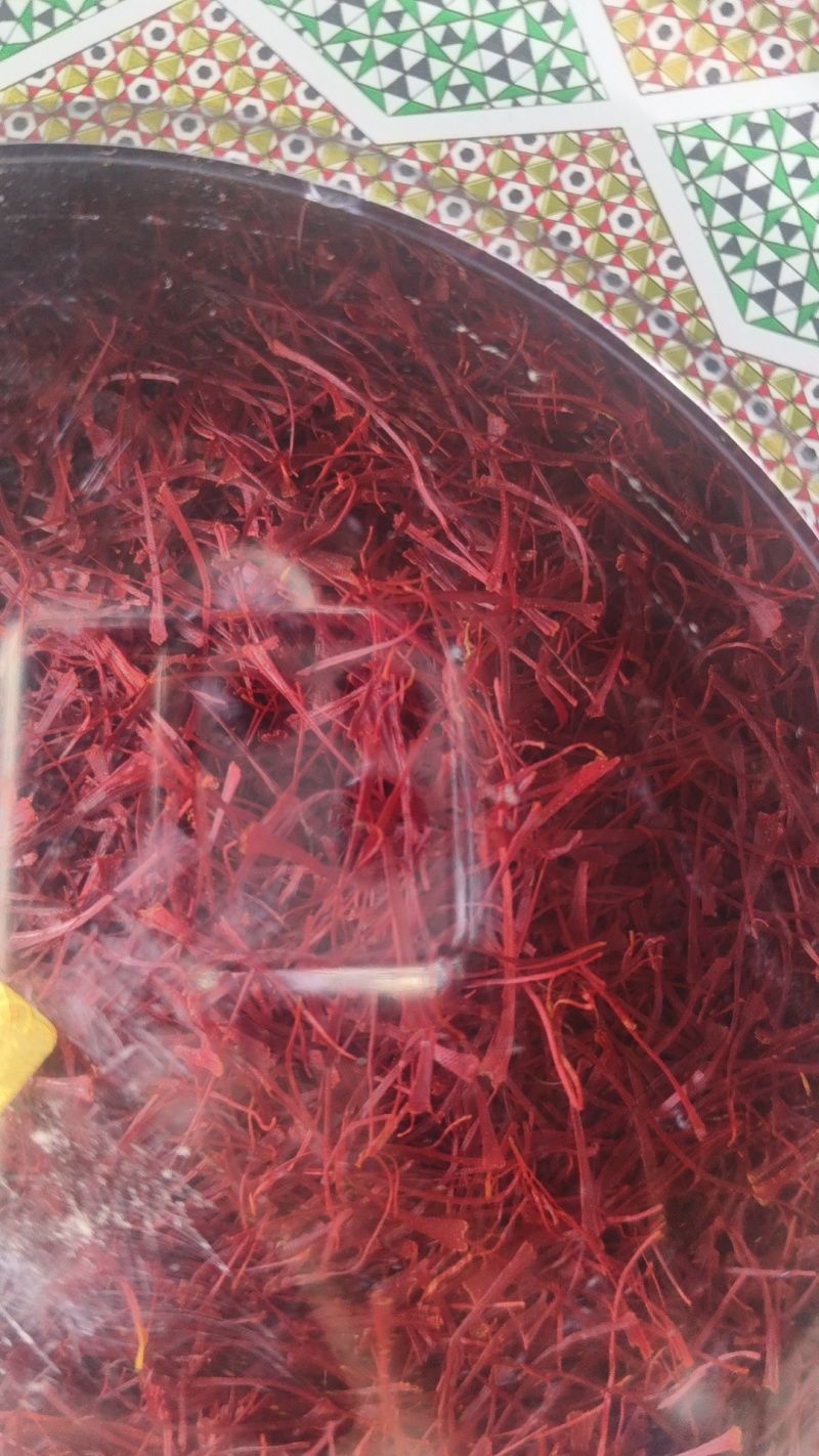 精品藏红花（产地伊朗）货量充足量大优惠欢迎老板来电订购