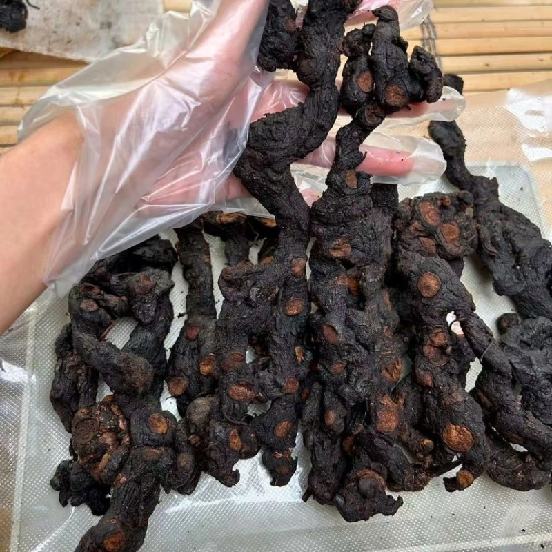 野生黄精九蒸九晒十年年老货自然蒸晒原生态正宗