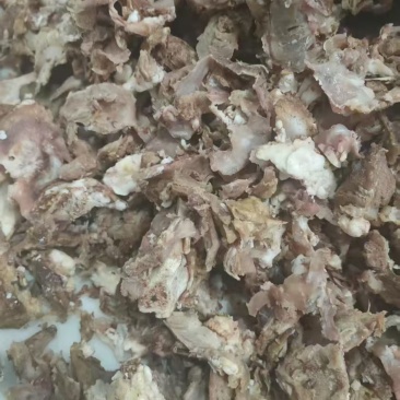 羊碎肉熟羊肉，清真全熟羊骨肉，烧饼加肉，羊汤，胡辣汤