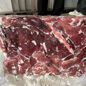 大块牛肉