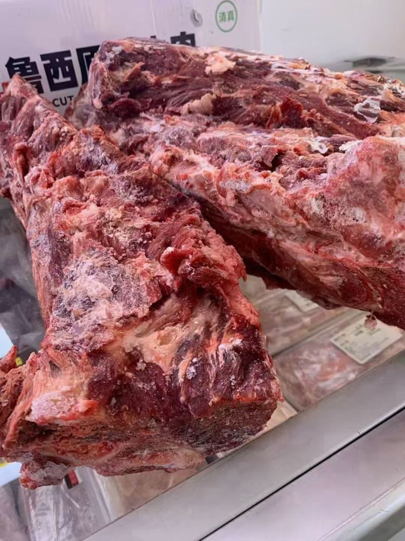 满肉牛脊骨