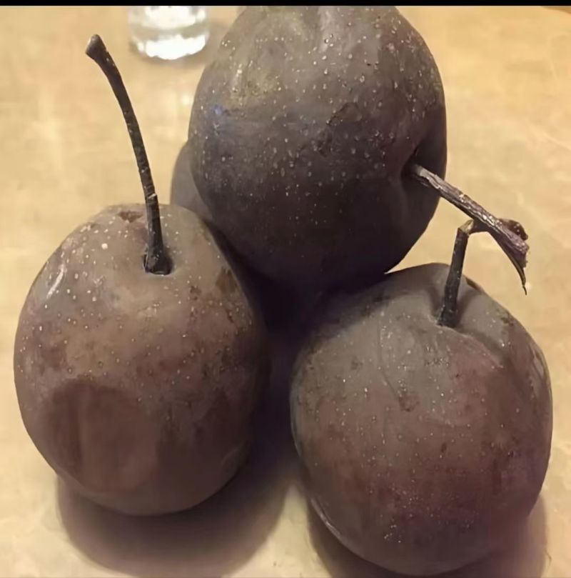 软儿梨，大量新鲜现货速发，产品保质保量欢迎选购